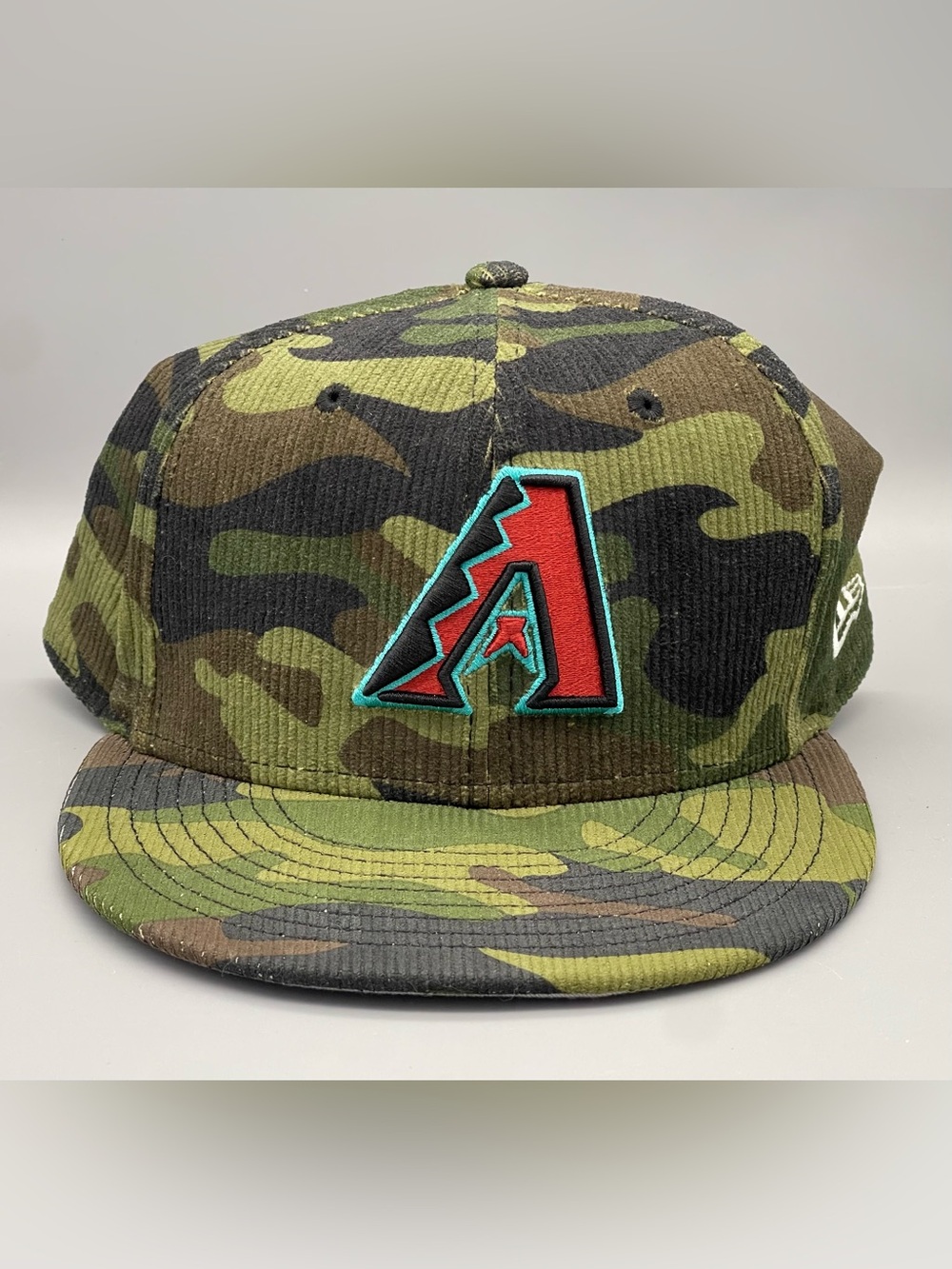 New Era 59FIFTY Arizona Diamondbacks Camo Corduroy Fitted Hat Size 8 NEW W TAGS